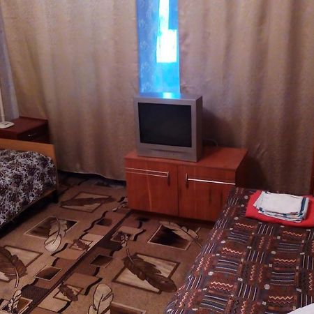 Готель. Квартири подобово Южноукраїнськ Екстер'єр фото