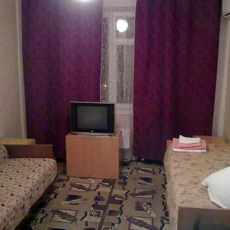 Готель. Квартири подобово Южноукраїнськ Екстер'єр фото